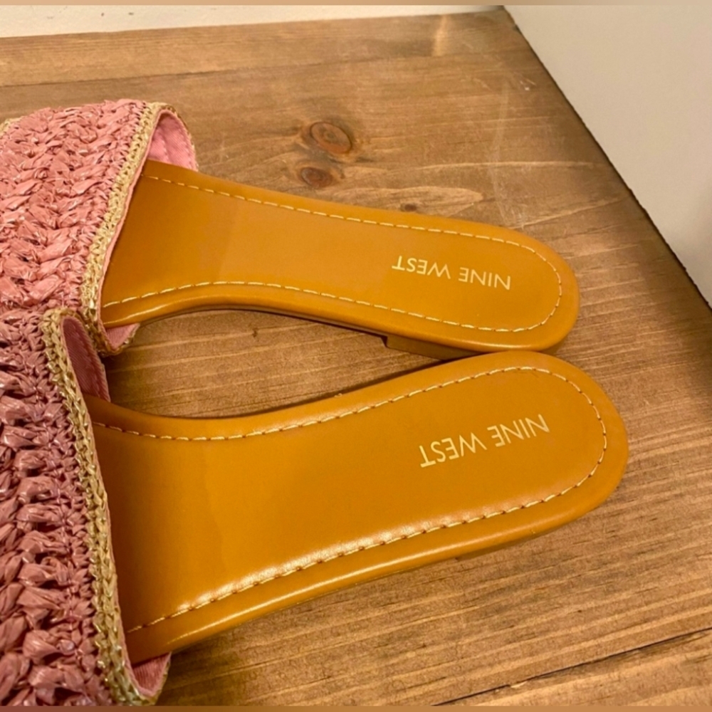 Nine West Women's Pink and Tan Beehive Slide Sandals, Like New, Size 10 - Picture 4 of 5